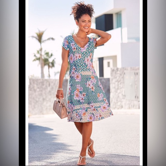 Lascana Floral Patterned V-Neck Dress Flowy Women size 16 Beach Casual - Picture 1 of 9